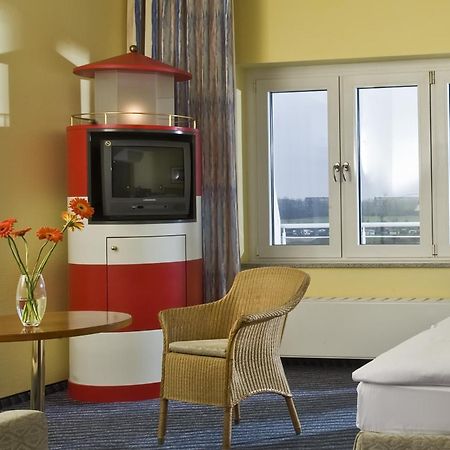 Wyndham Stralsund Hansedom Exterior foto