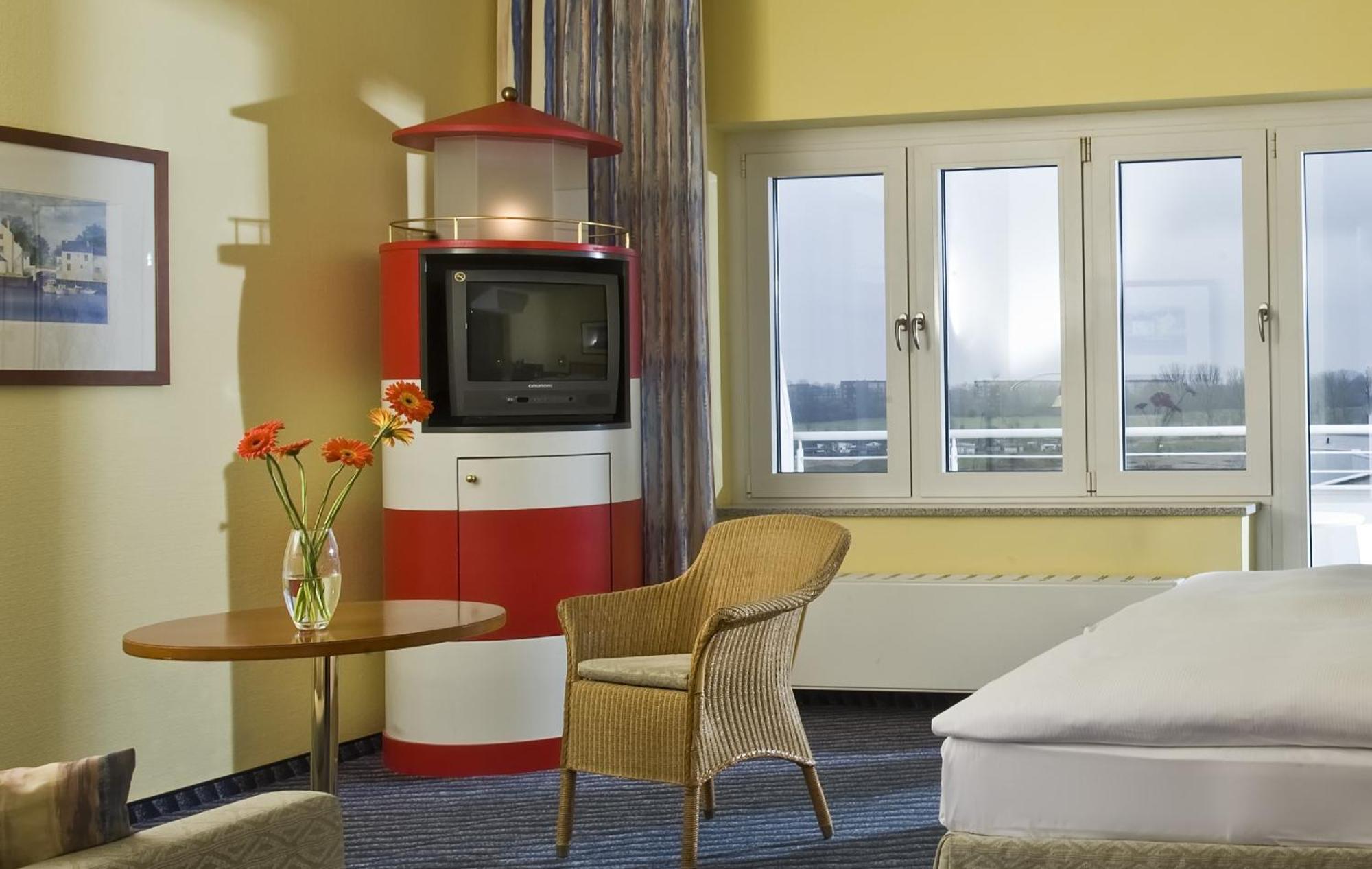 Wyndham Stralsund Hansedom Exterior foto